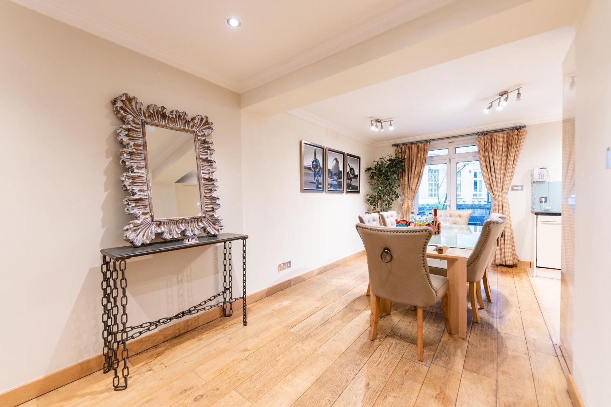 Luxury 6 Bedroom House In Southwick Street London Eksteriør billede
