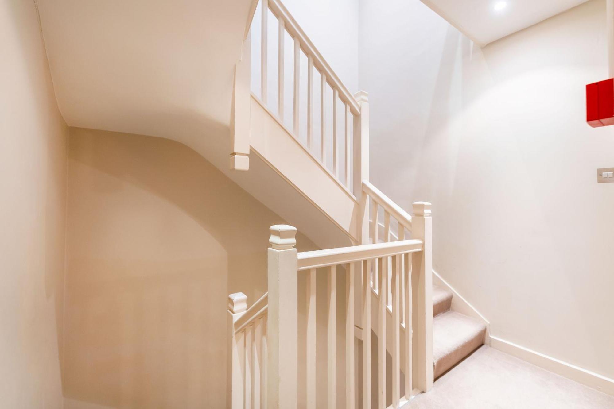 Luxury 6 Bedroom House In Southwick Street London Eksteriør billede