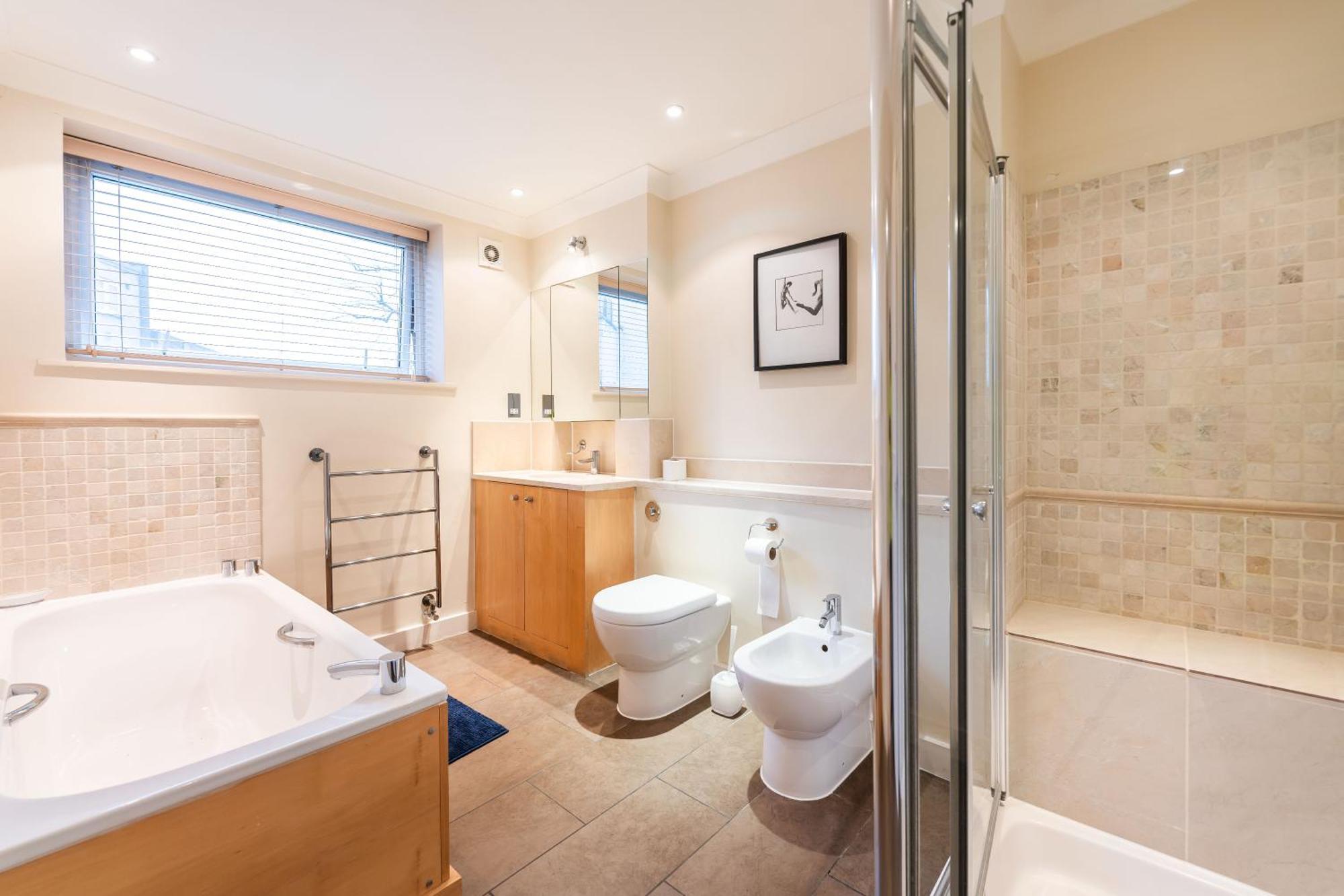 Luxury 6 Bedroom House In Southwick Street London Eksteriør billede