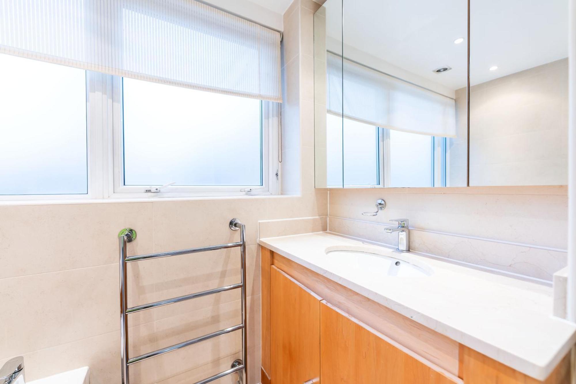 Luxury 6 Bedroom House In Southwick Street London Eksteriør billede