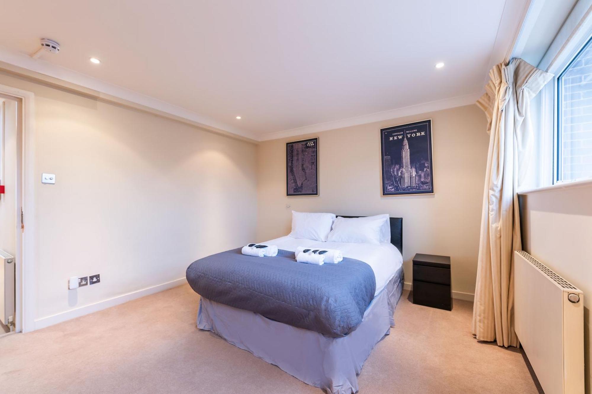 Luxury 6 Bedroom House In Southwick Street London Eksteriør billede